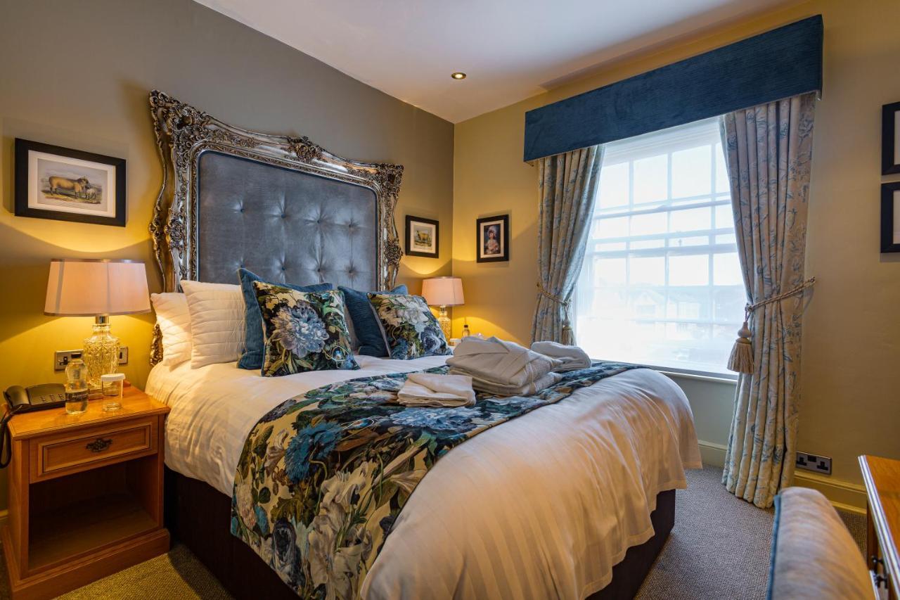 The Rutland Arms Hotel, Bakewell, Derbyshire מראה חיצוני תמונה