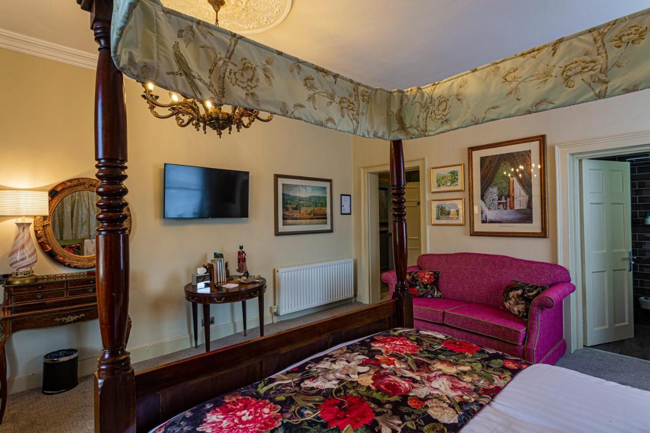 The Rutland Arms Hotel, Bakewell, Derbyshire מראה חיצוני תמונה