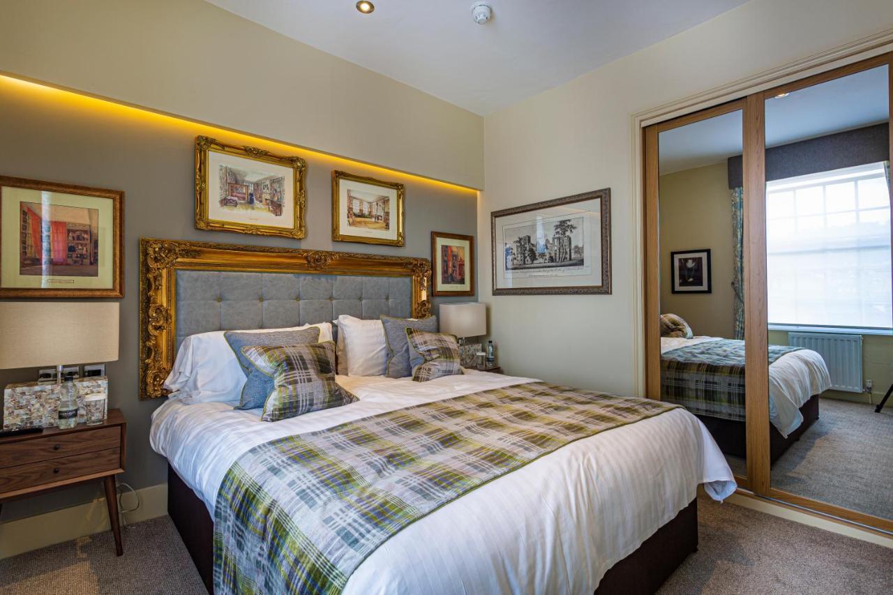 The Rutland Arms Hotel, Bakewell, Derbyshire מראה חיצוני תמונה