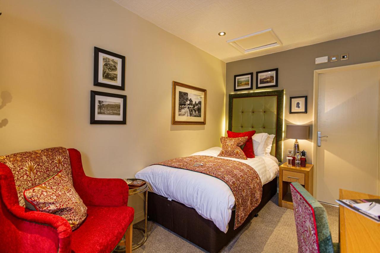 The Rutland Arms Hotel, Bakewell, Derbyshire מראה חיצוני תמונה